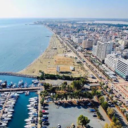 Kareem Flat * Λάρνακα
