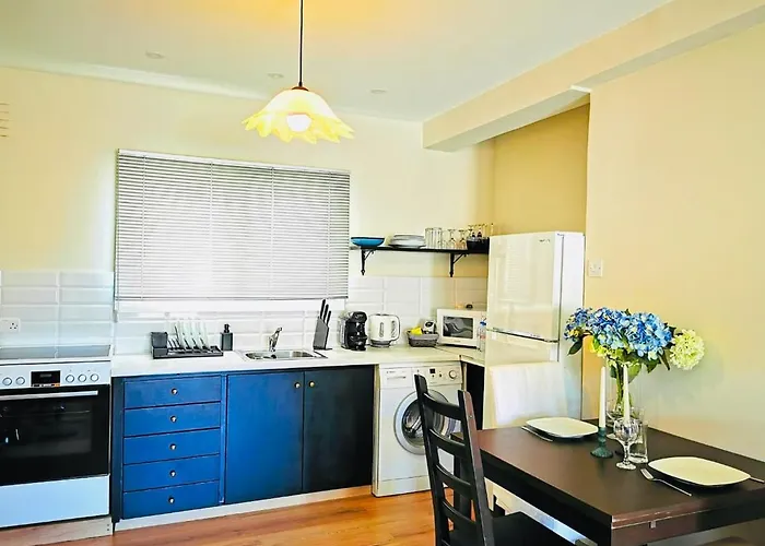 Kareem Flat דירה לרנקה